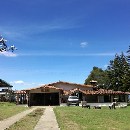Al Bosque Hostel & Glamping Santa Elena  Bagian luar foto