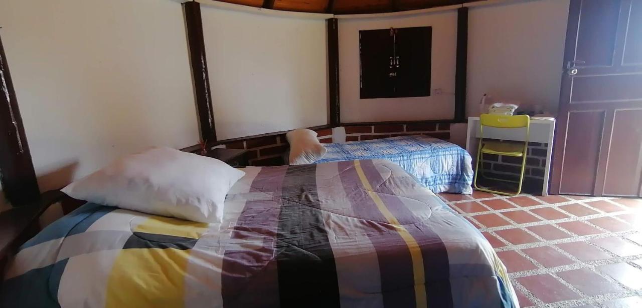 Al Bosque Hostel & Glamping Santa Elena  Bagian luar foto