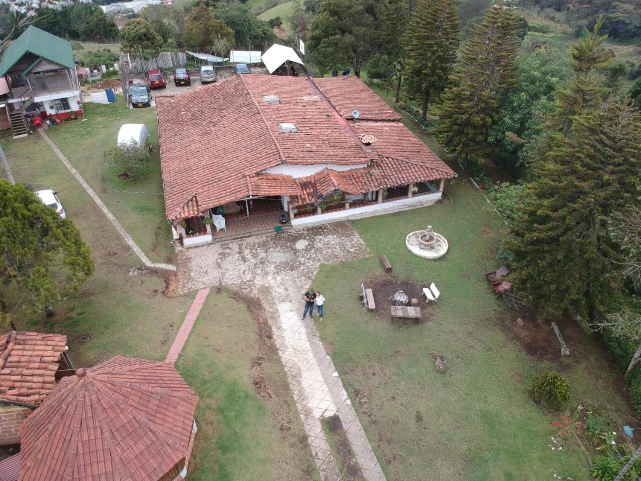 Al Bosque Hostel & Glamping Santa Elena  Bagian luar foto