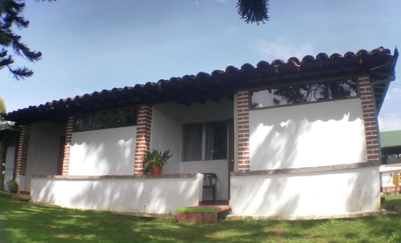 Al Bosque Hostel & Glamping Santa Elena  Bagian luar foto