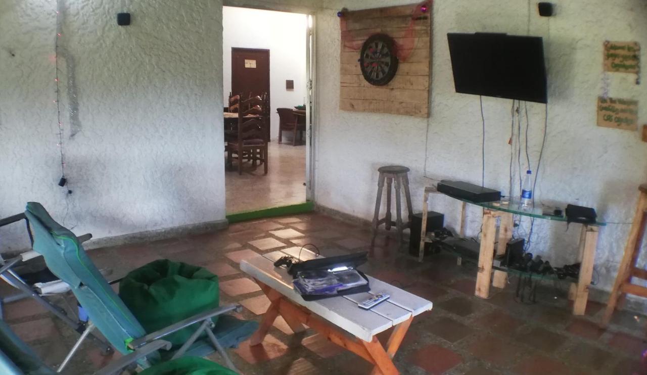 Al Bosque Hostel & Glamping Santa Elena  Bagian luar foto